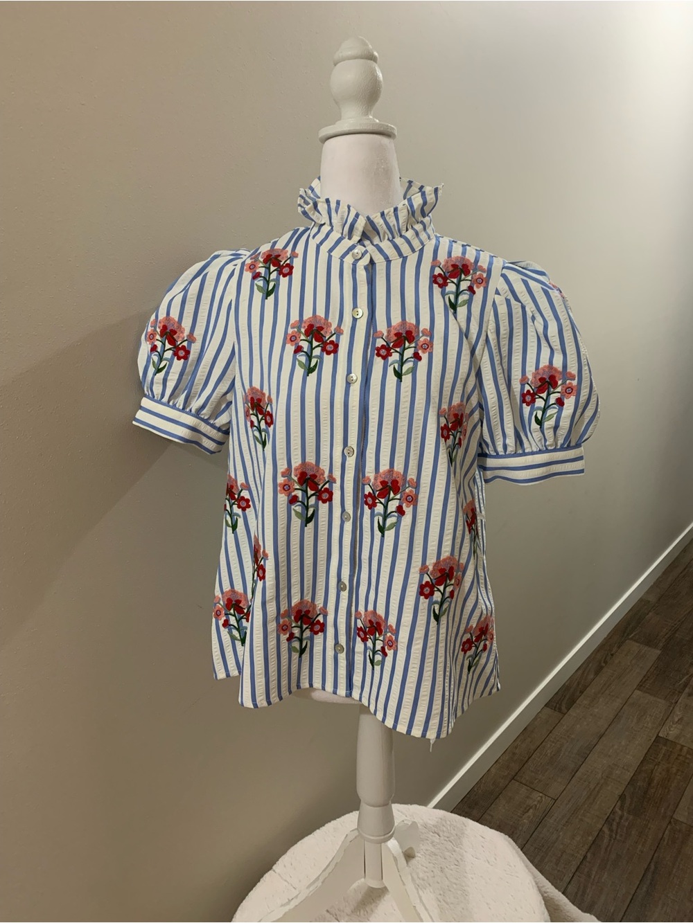 entro Blue and White Striped Garment Tag